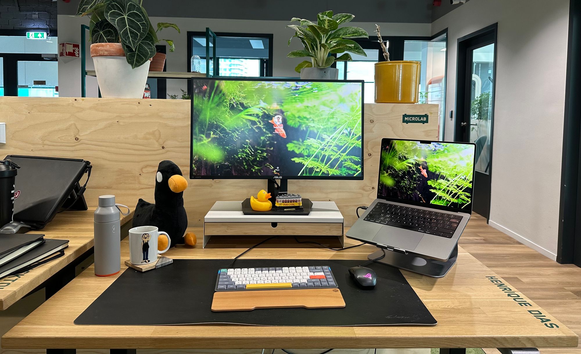 Desk at Microlab Eindhoven