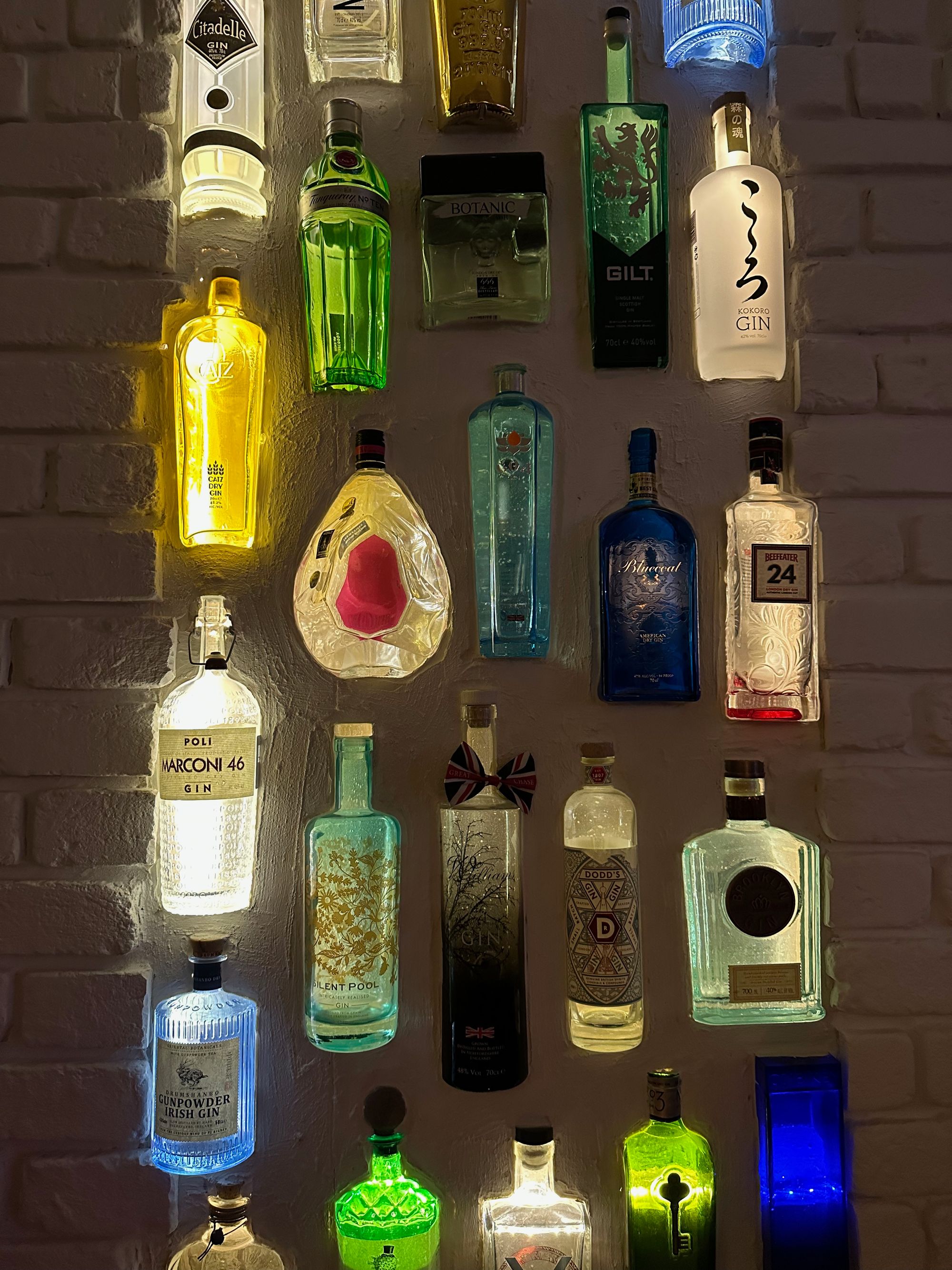 Ginscal, a Gin Bar